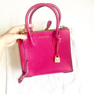 NWTs Michael Kors handbag